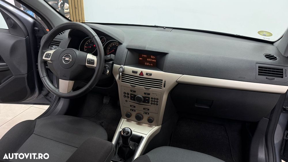 Opel Astra - 19