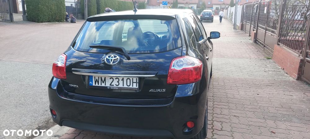 Toyota Auris 1.6 Luna - 3