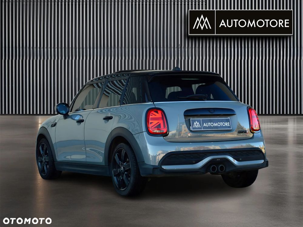 MINI Cooper S Standard - 8