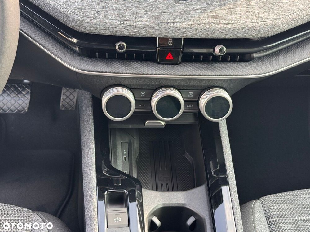 Skoda Superb 2.0 TDI SCR 4x4 Drive DSG - 18