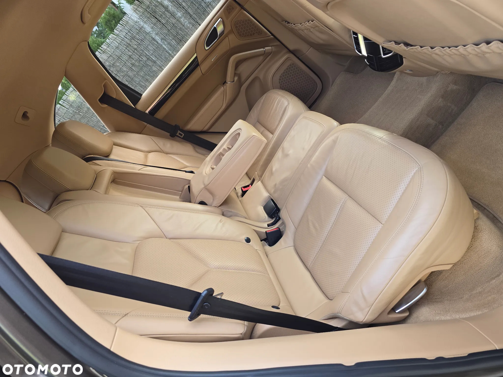 Porsche Cayenne Diesel Platinum Edition - 22