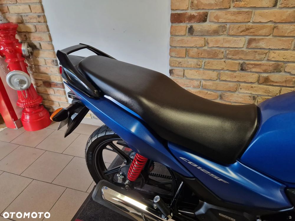 Honda CBF - 28