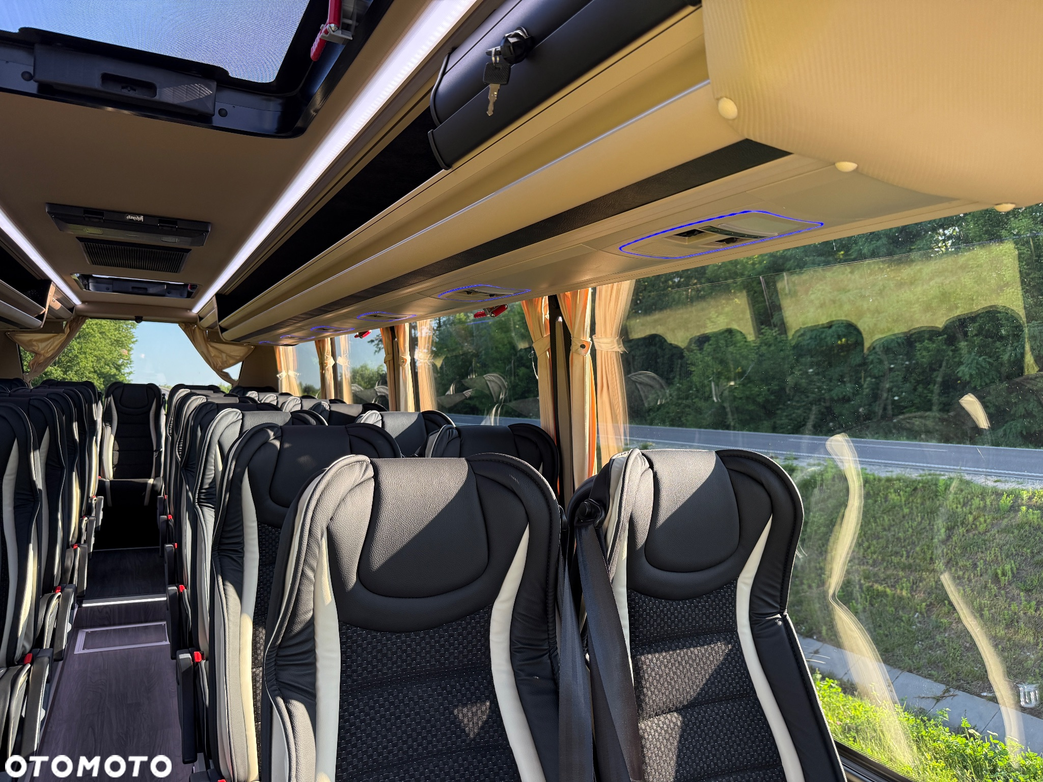 Iveco Daily 70C21 - 27