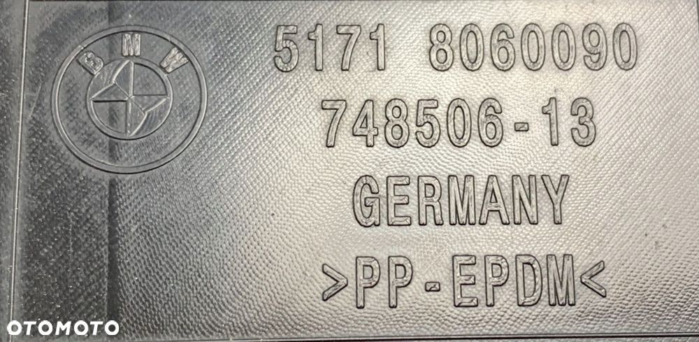 BMW M8 F91 F92 F93 NADKOLE PRAWE PRZÓD 8060090 - 8