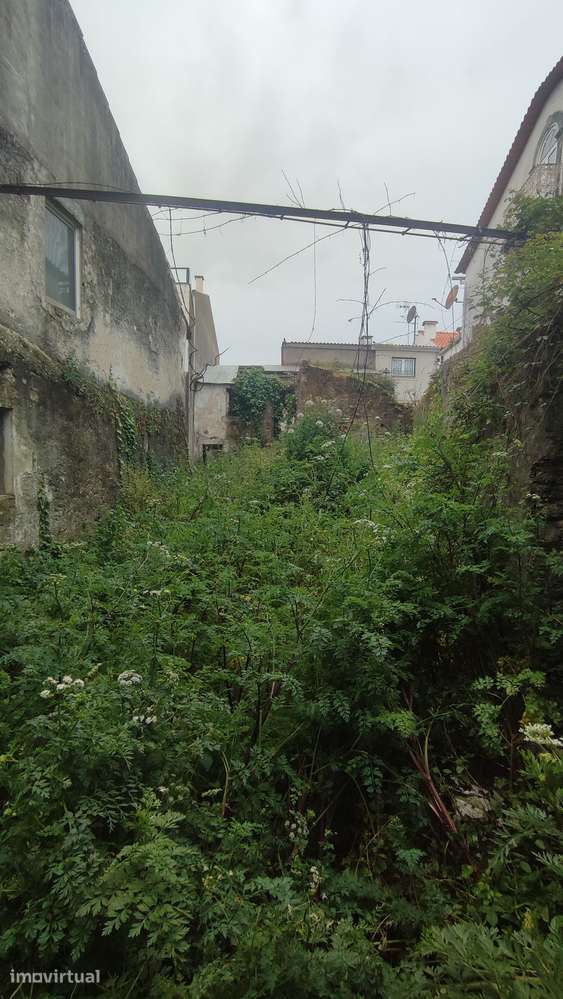 Casa para restauro em Fão, Esposende - Grande imagem: 4/12