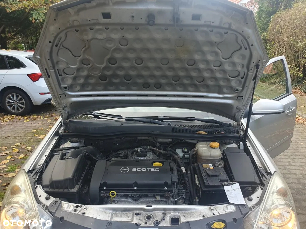 Opel Astra III 1.6 Enjoy - 17
