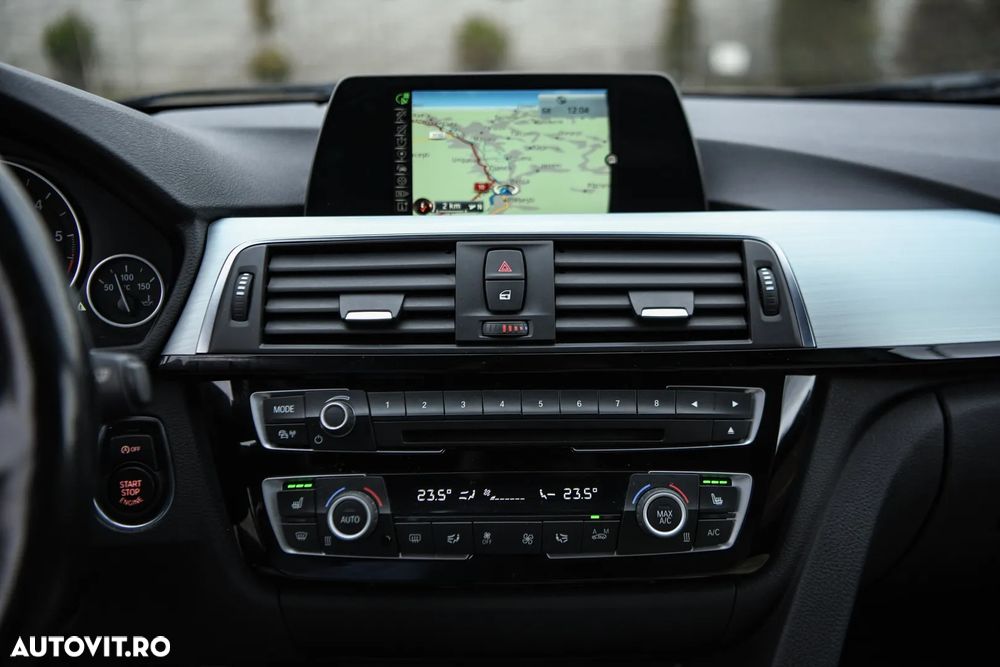 BMW Seria 3 318d Touring Aut. Advantage - 33