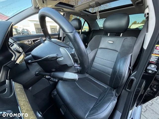 Mercedes-Benz Klasa E - 19