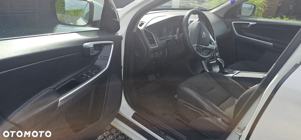 Volvo XC 60 - 8