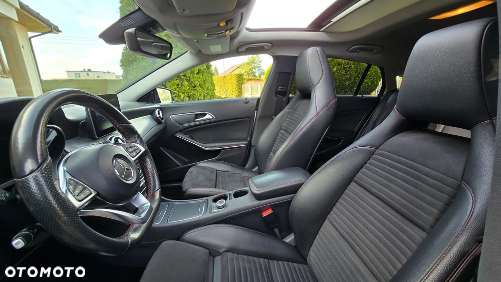 Mercedes-Benz CLA 200 d 7G-DCT AMG Line - 25