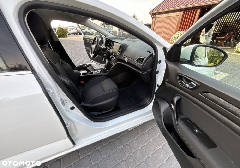 Renault Megane ENERGY dCi 110 EDC GT LINE - 17