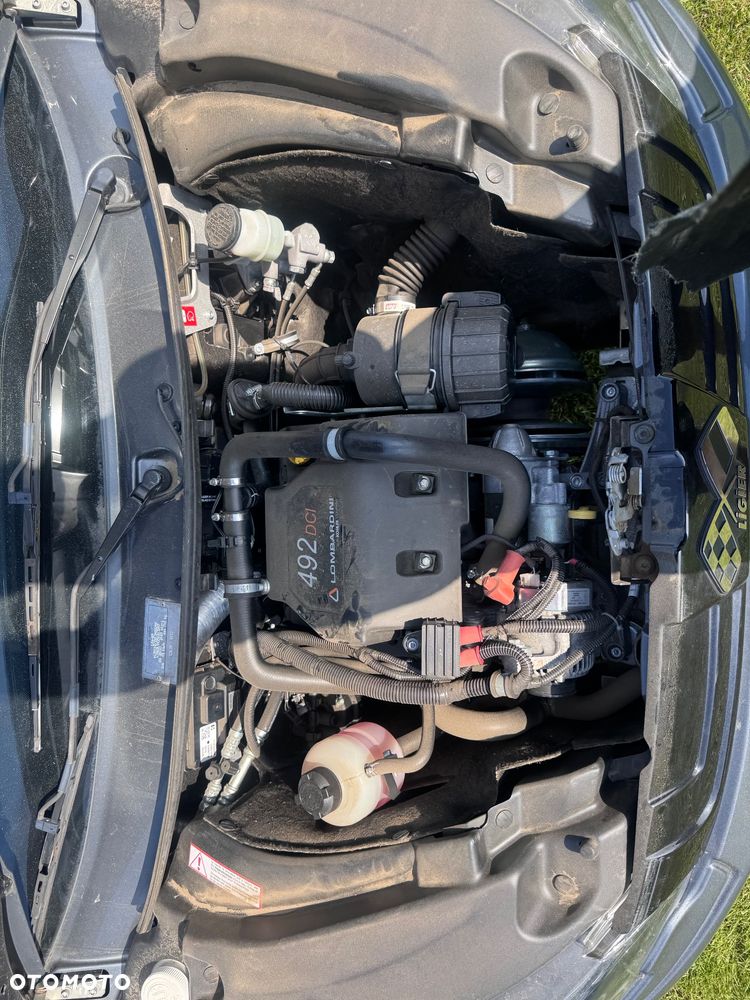 Ligier JS50 - 8