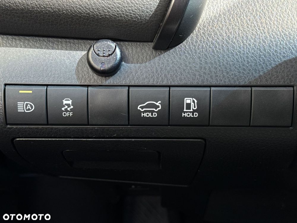Toyota Camry 2.5 Hybrid Comfort CVT - 19