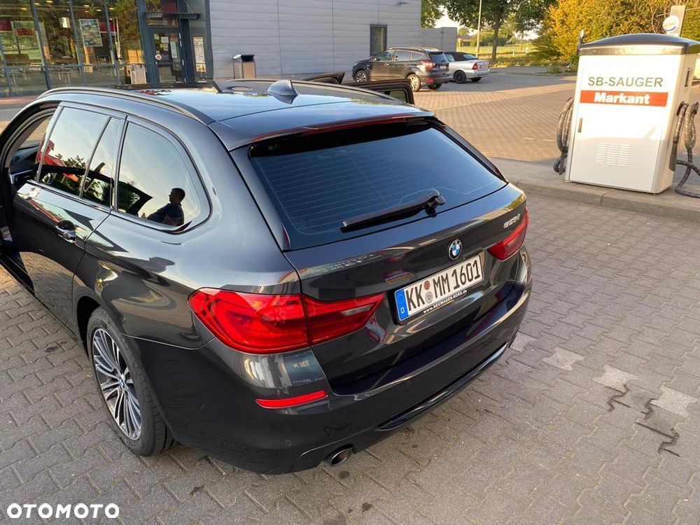 BMW Seria 5 525d Sport Line sport - 2