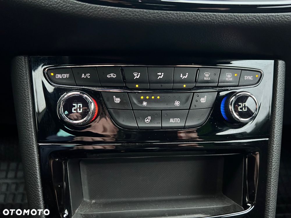 Opel Astra 1.5 CDTI GS Line - 24