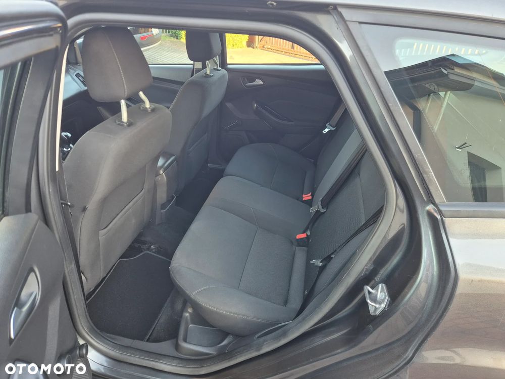 Ford Focus 1.5 TDCi SYNC Edition - 15
