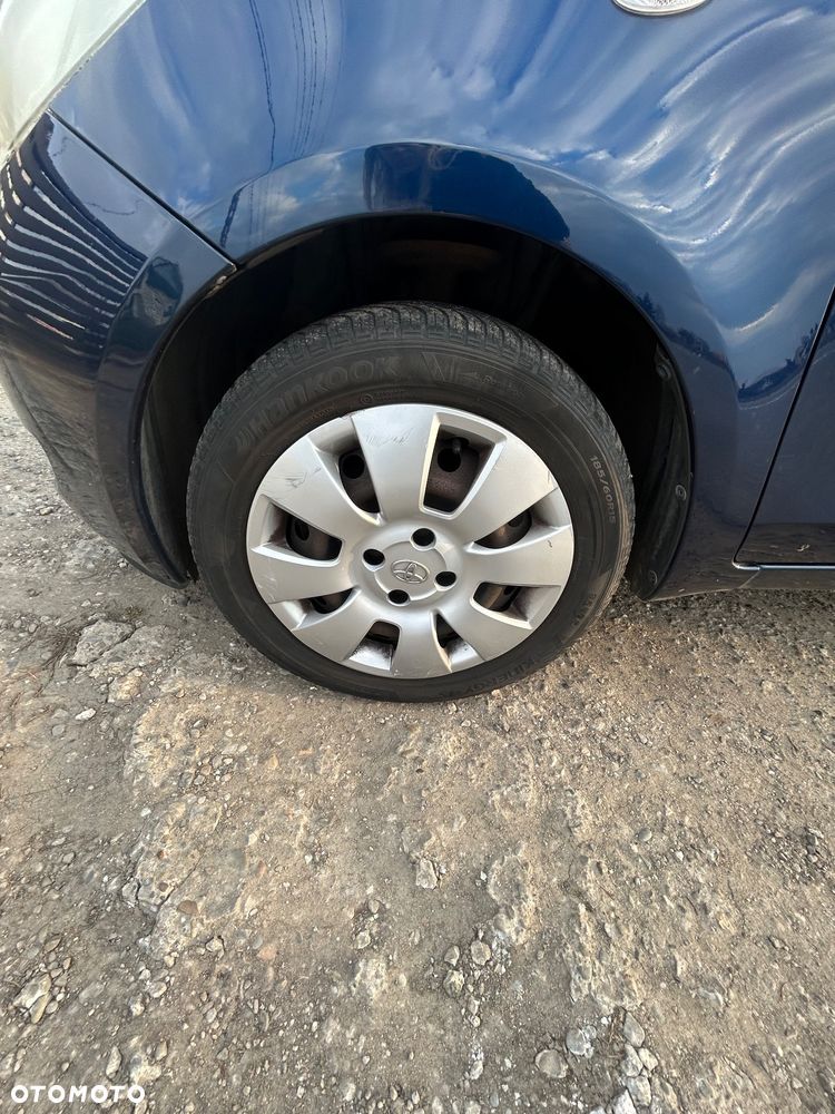 Toyota Yaris 1.3 Sol - 17