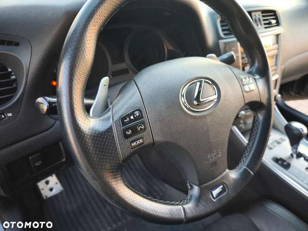 Lexus IS 250 Luxury Line - 16