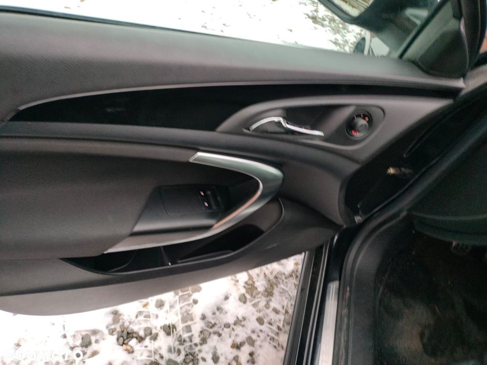 Opel Insignia 2.0 CDTI Design Edition - 2