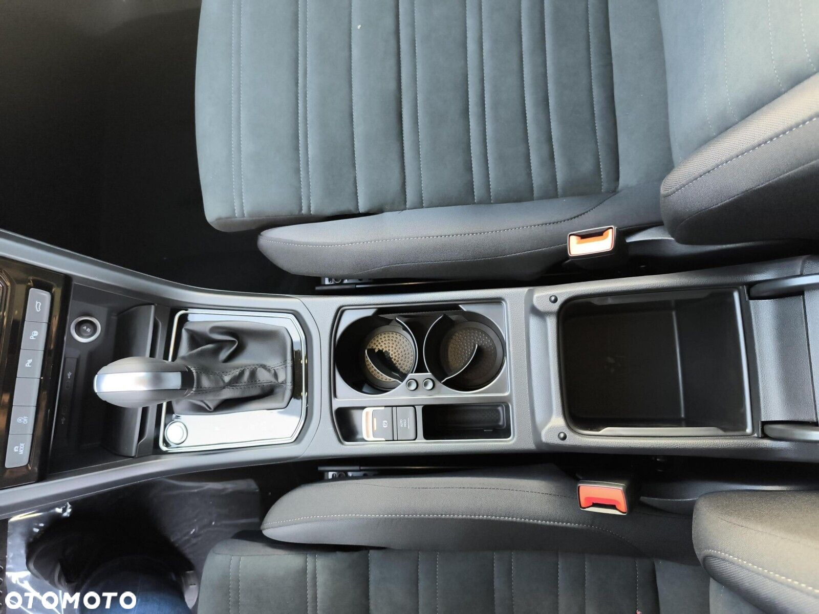 Volkswagen Touran - 39