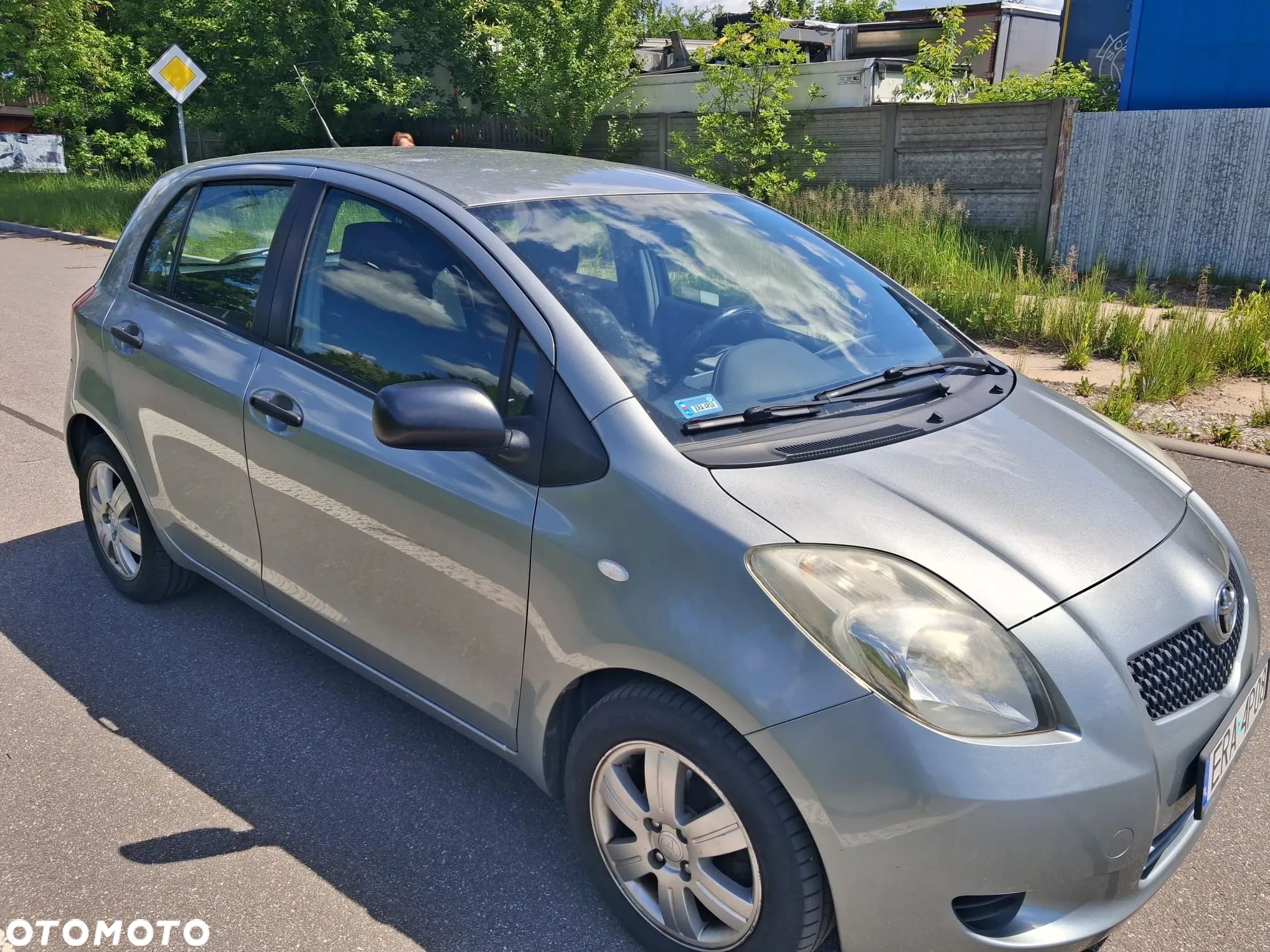 Toyota Yaris 1.3 Luna A/C - 1