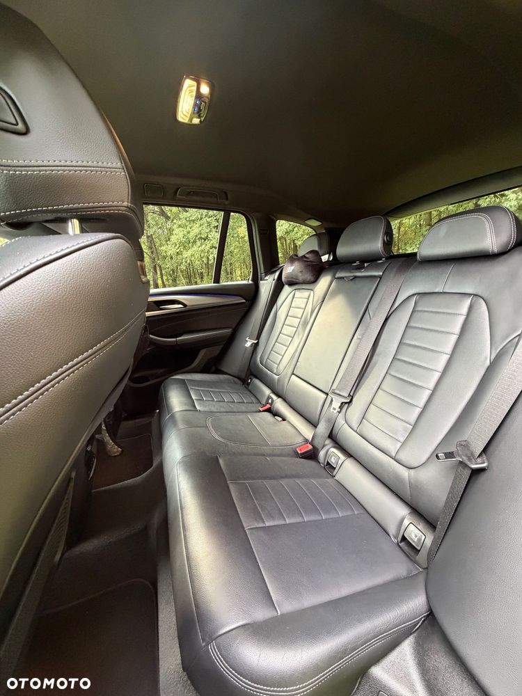 BMW X3 - 18