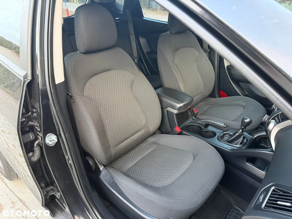 Hyundai ix35 1.6 2WD blue Style - 18