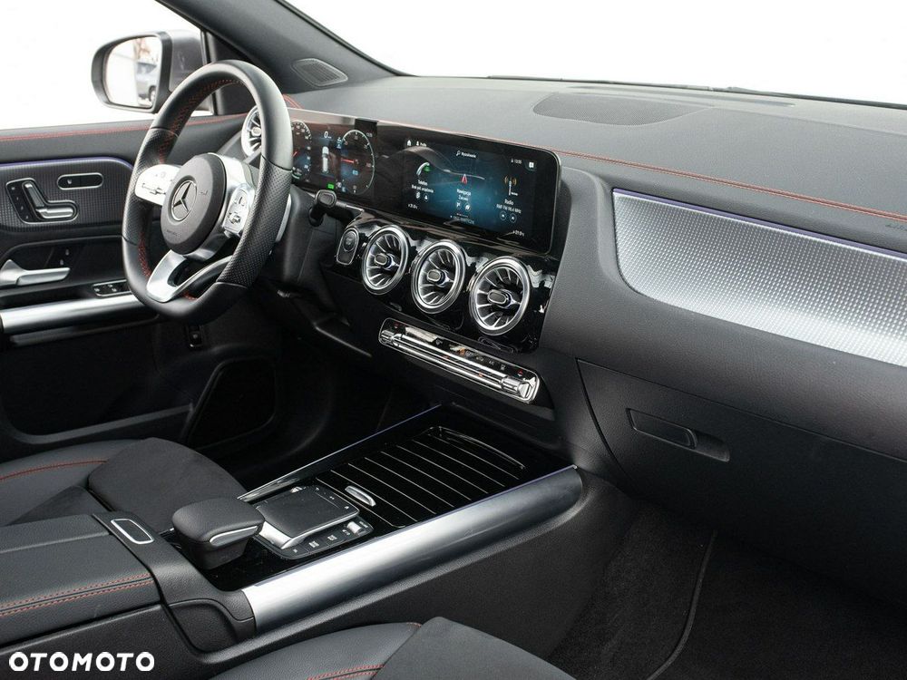 Mercedes-Benz EQA 250 66.5kWh AMG Line - 31