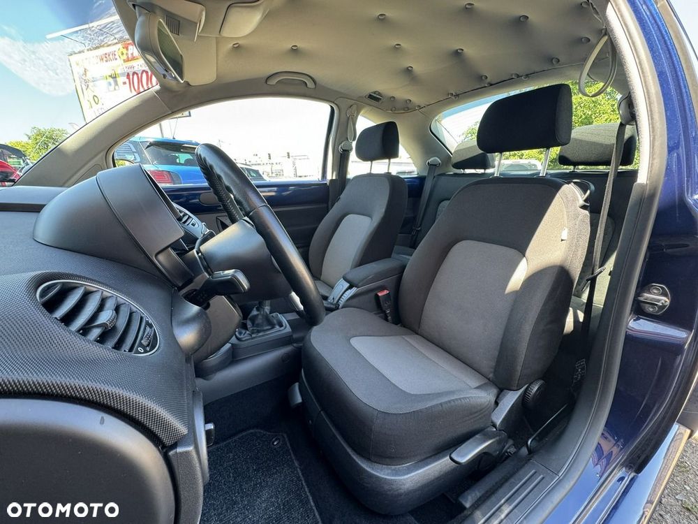 Volkswagen New Beetle 1.6 - 17