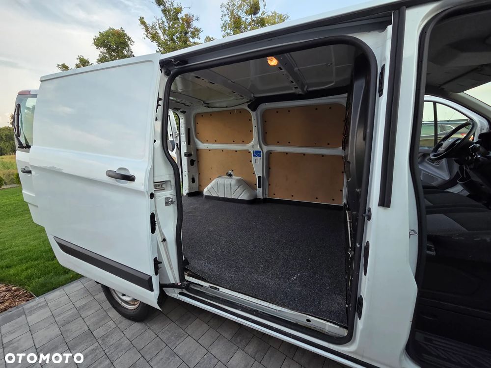 Ford Transit Custom - 20