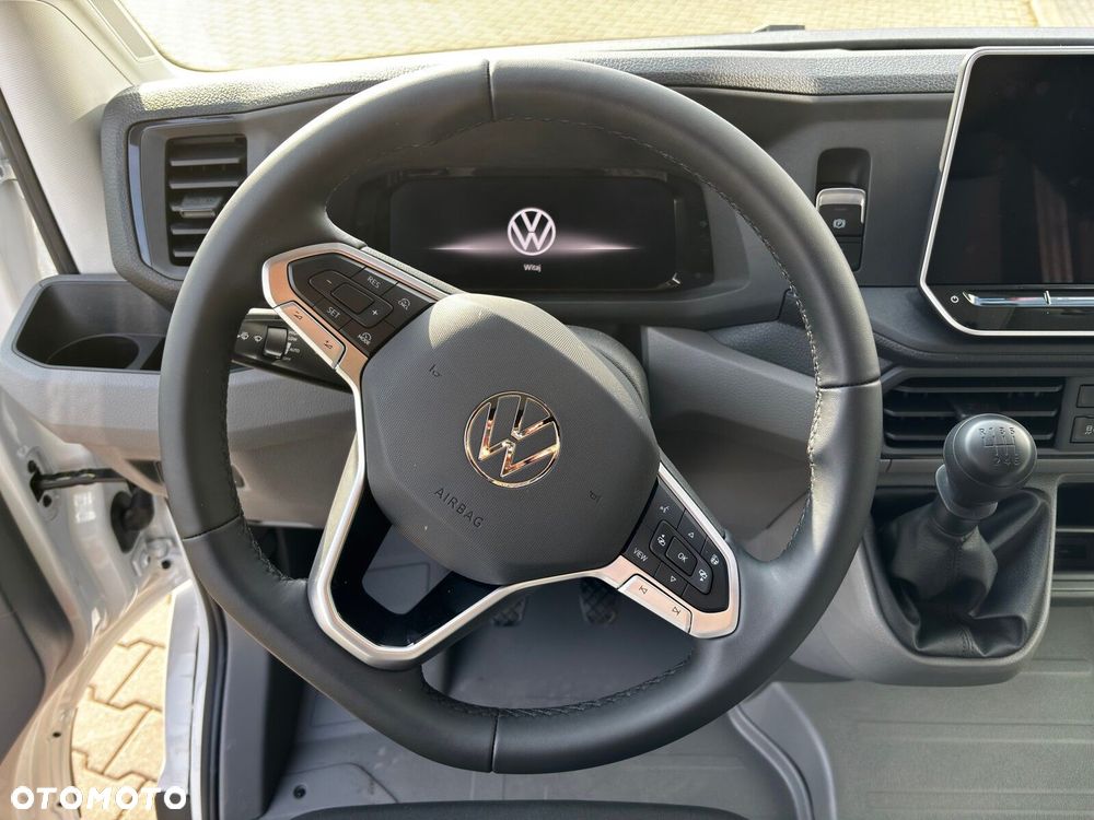 Volkswagen Crafter 35 2.0 TDI L3H3 3640 177 KM - 10