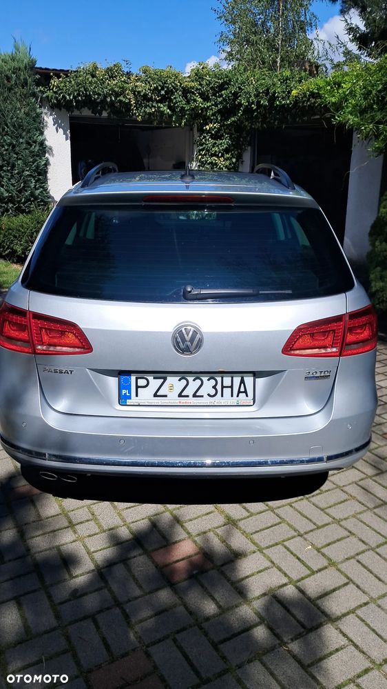 Volkswagen Passat 2.0 TDI Comfortline DSG - 2