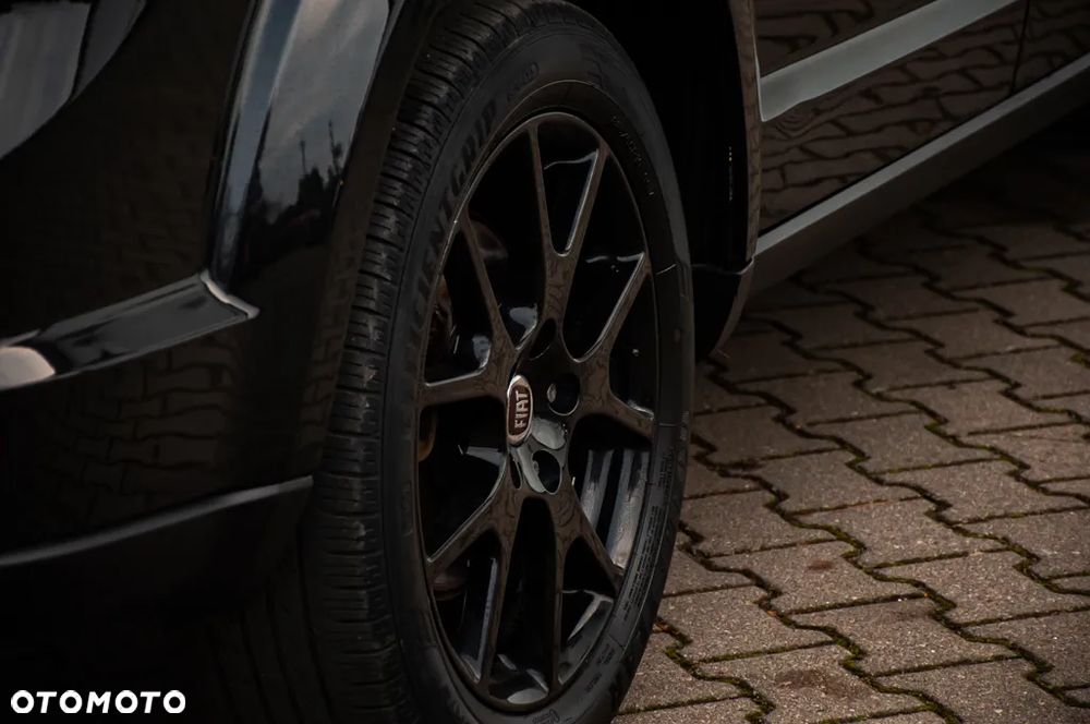 Fiat Freemont 2.0 Multijet 16V DPF Automatik Allrad Black Code - 25