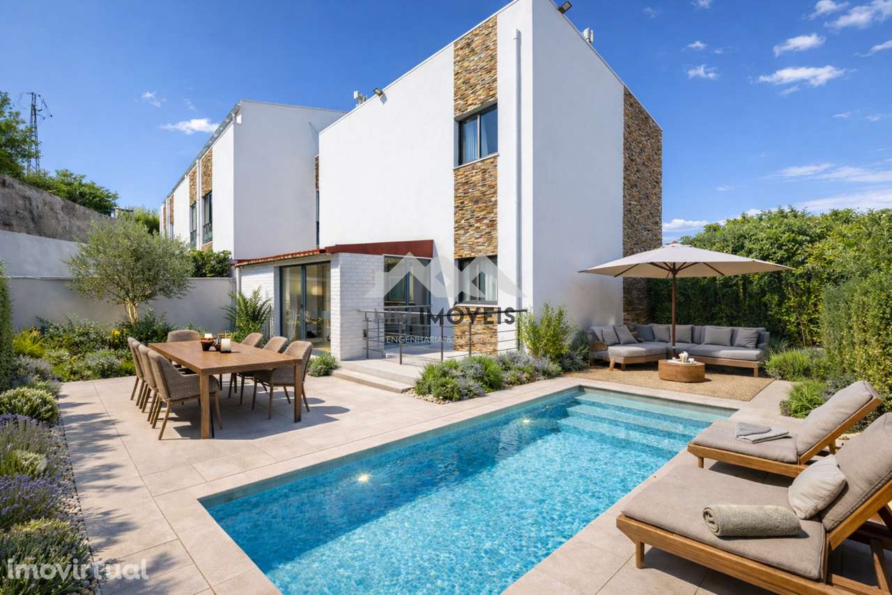 Moradia T3+1 | Valbom | Junto ao Freixo | 3 Frentes | Terraço | Jardim - Grande imagem: 2/60