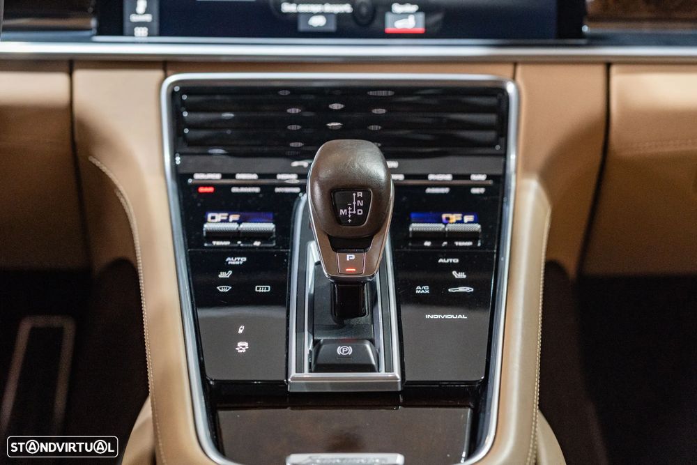 Porsche Panamera Turbo S E-Hybrid - 19