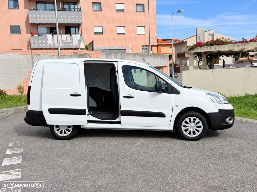 Citroën BERLINGO 1.6 HDI 90 CV - LONGA - 3 LUGARES - 4