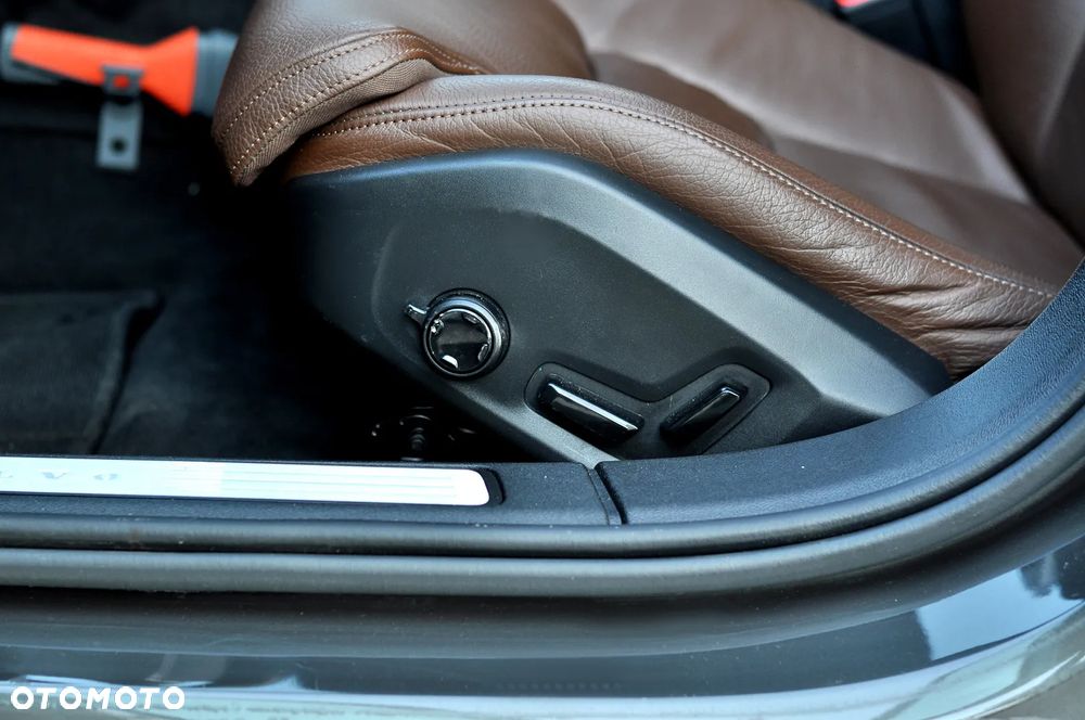 Volvo S60 - 25