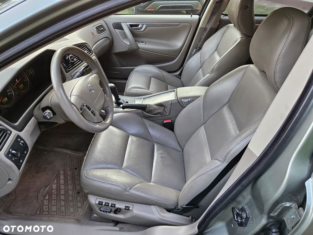 Volvo V70 2.5T AWD Summum - 15
