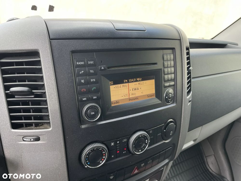 Mercedes-Benz Sprinter 519 - 13