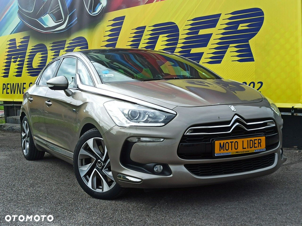 Citroën DS5 2.0 HDi Hybrid4 SoChic MCP