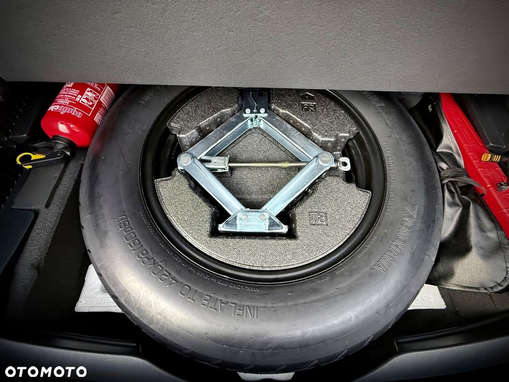 Toyota RAV4 - 22