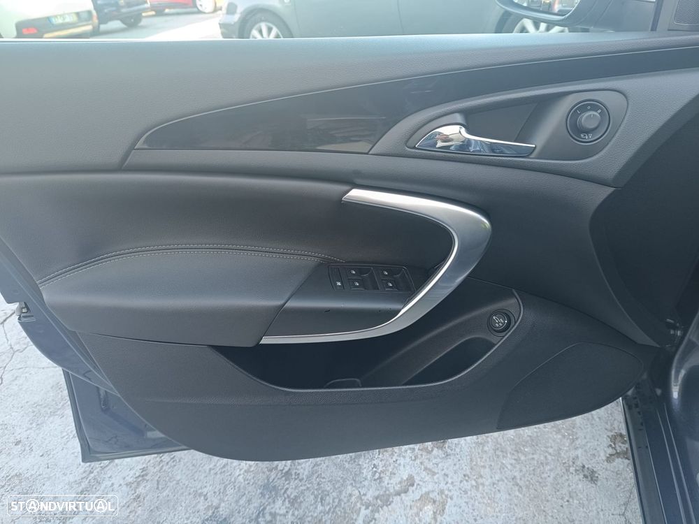 Opel Insignia Sports Tourer 2.0 CDTi Cosmo ecoFLEX - 10