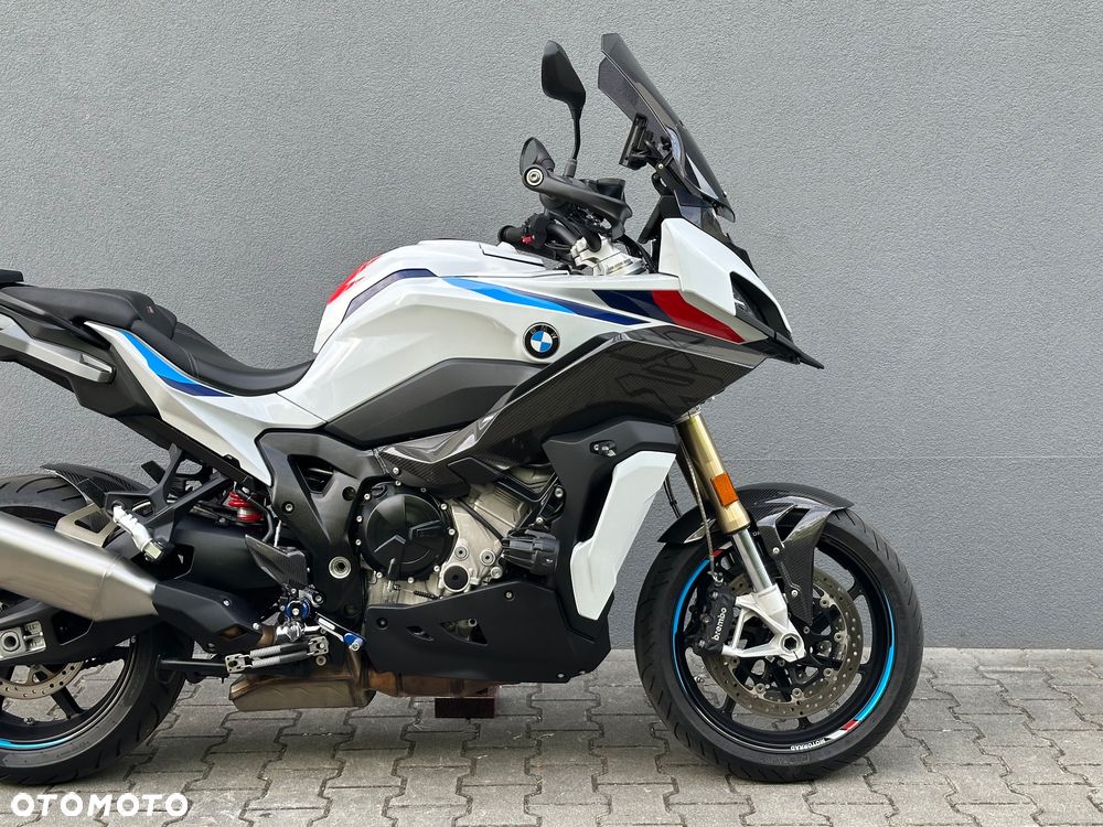 BMW S - 10