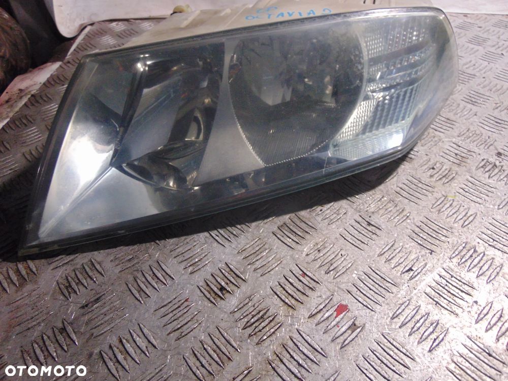 lampa lewy przód skoda octavia 2 Europa - 8