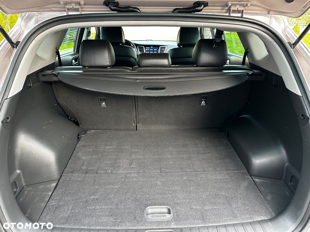 Hyundai Tucson 1.7 CRDI BlueDrive Premium 2WD DCT - 35