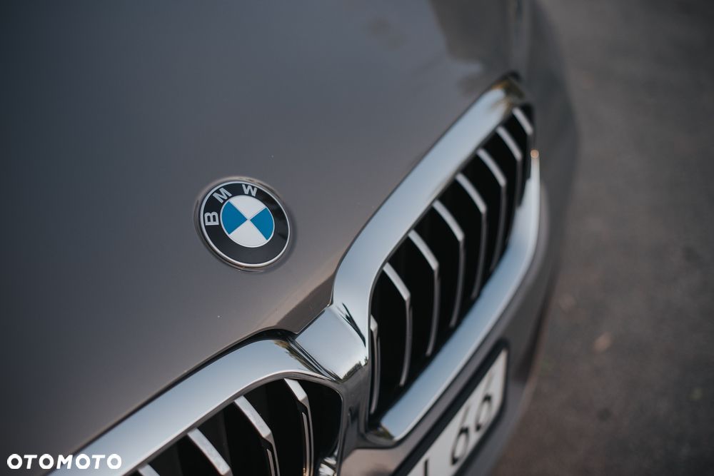 BMW Seria 5 520i - 6