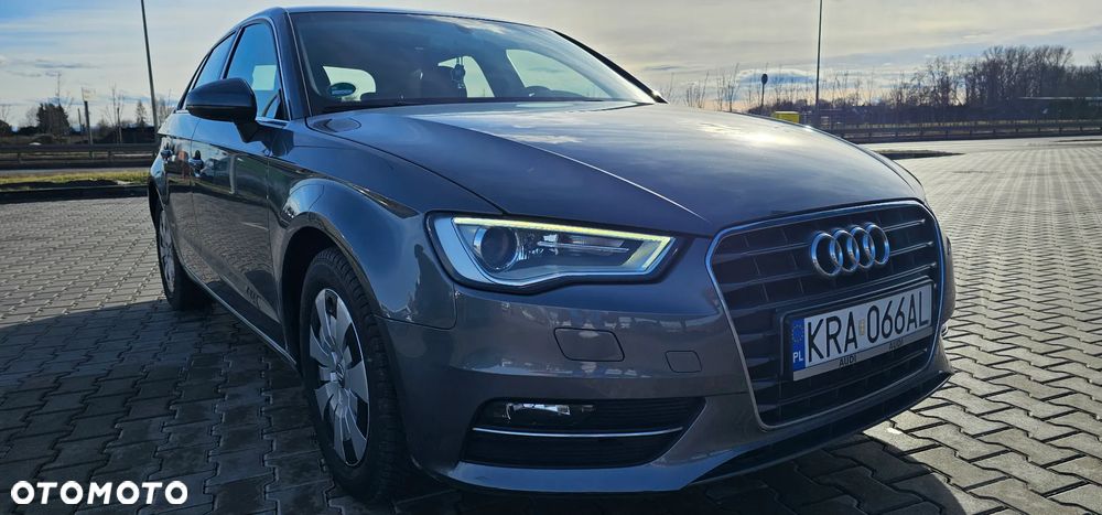 Audi A3 Sportback 2.0 TDI Ambiente - 3