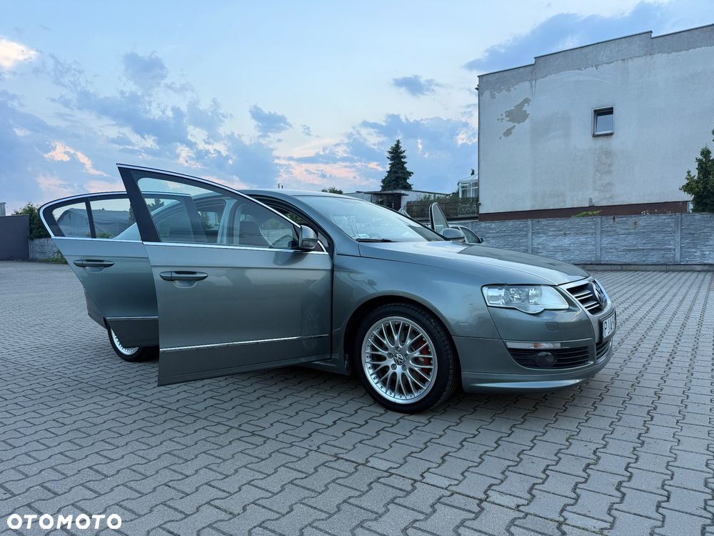 Volkswagen Passat 2.0 TDI Comfortline - 13