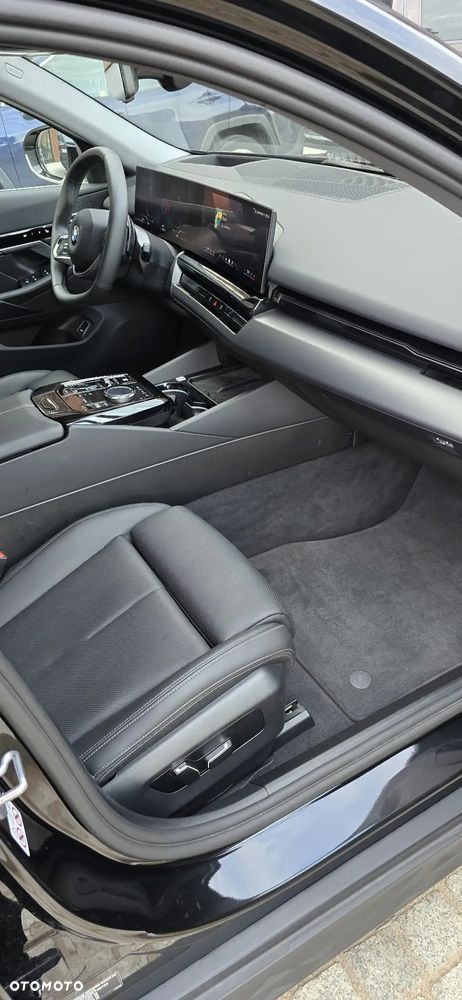 BMW Seria 5 - 13