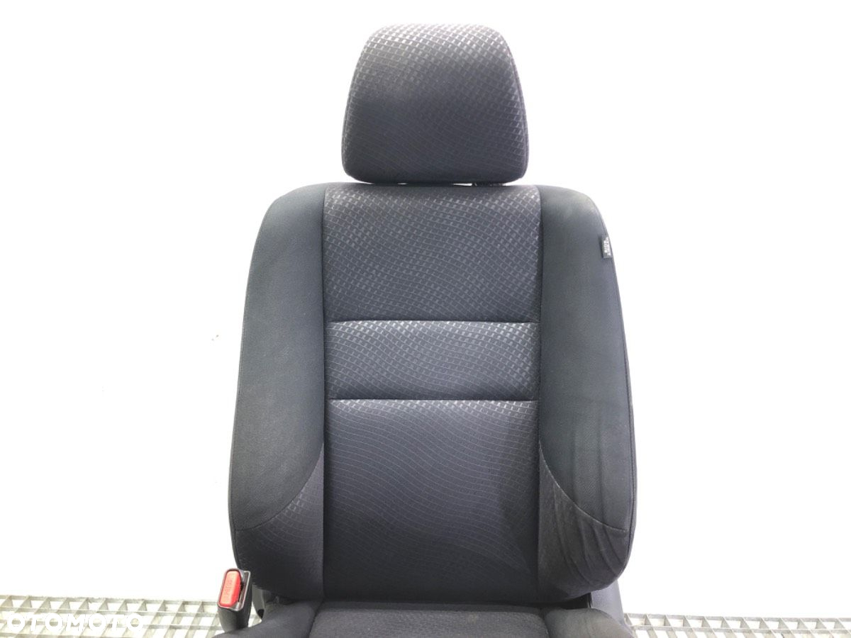 FOTEL LEWY PRZÓD - 300.00 PLN - HONDA CITY V sedan (GM2, GM3) 2008 - 2022 1.4 i-V TEC 73 kW [99 KM] - 2